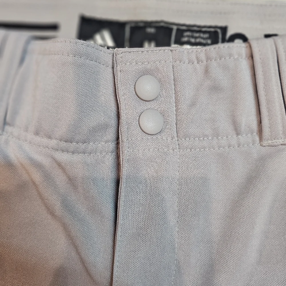 Authentic Adidas Men’s Baseball Pants in size Medium. From the Player ID line